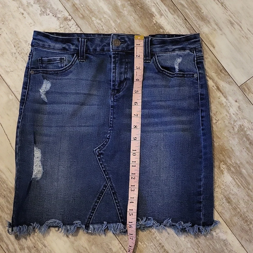 Celebrity Pink Jean Skirt With Fringe